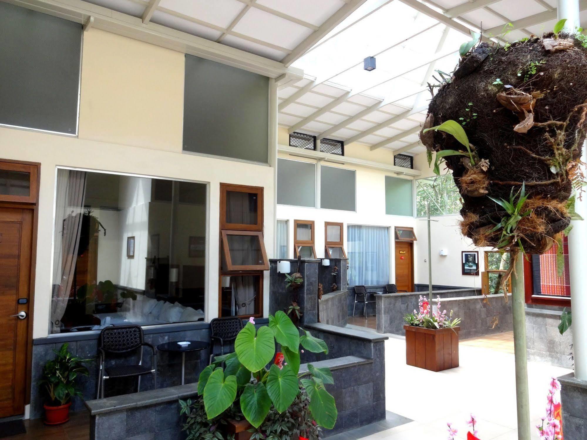 Taman Simalem Resort Tongging Exterior foto